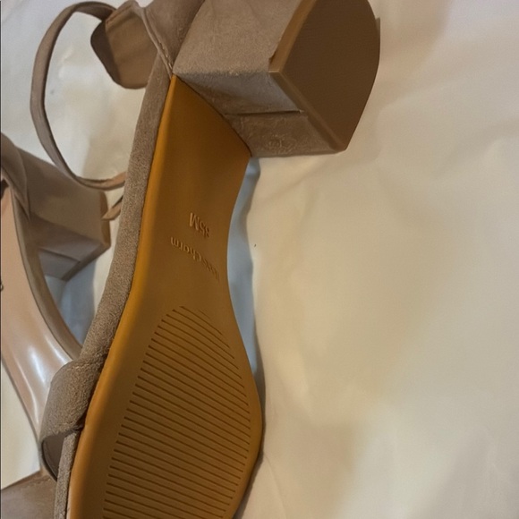 Tan Suede Heels with Ankle Strap - Picture 6 of 7